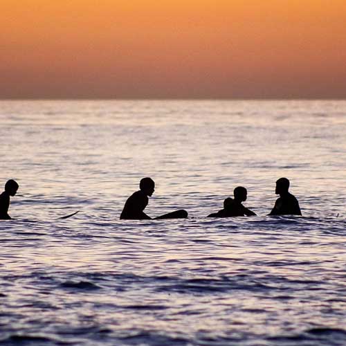 Sesion de surf Lanzarote en familia